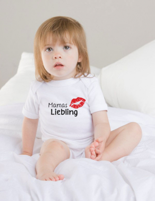 Babybody bedruckt mit "Mamas Liebling"