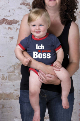Babybody Kontrast bedruckt mit  "Ich bin jetzt der Boss"