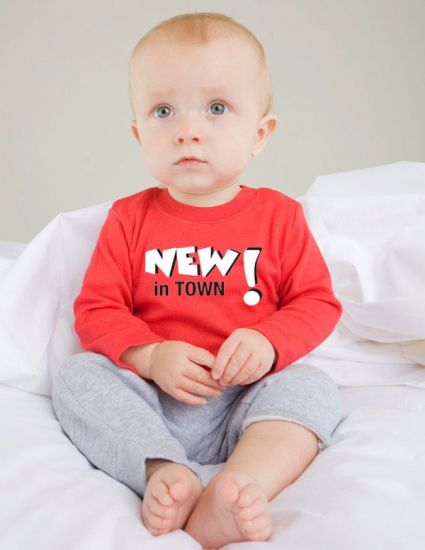 Baby-T-Shirt bedruckt New in Town